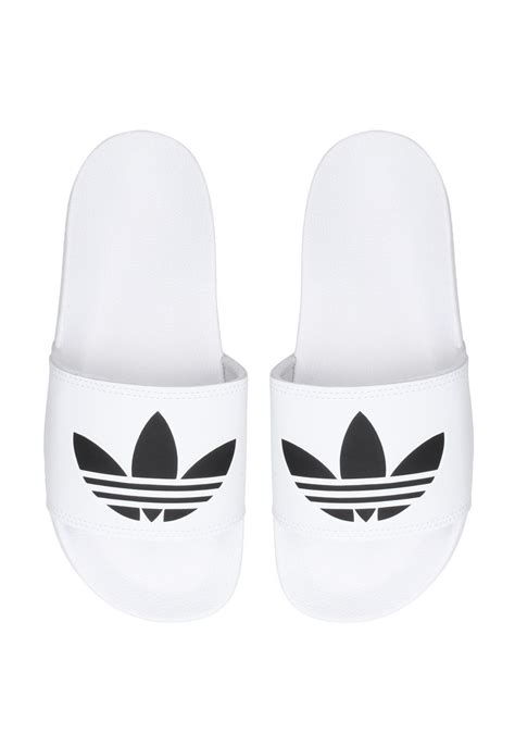 chinelo adidas fechado|chinelo adidas feminino branco.